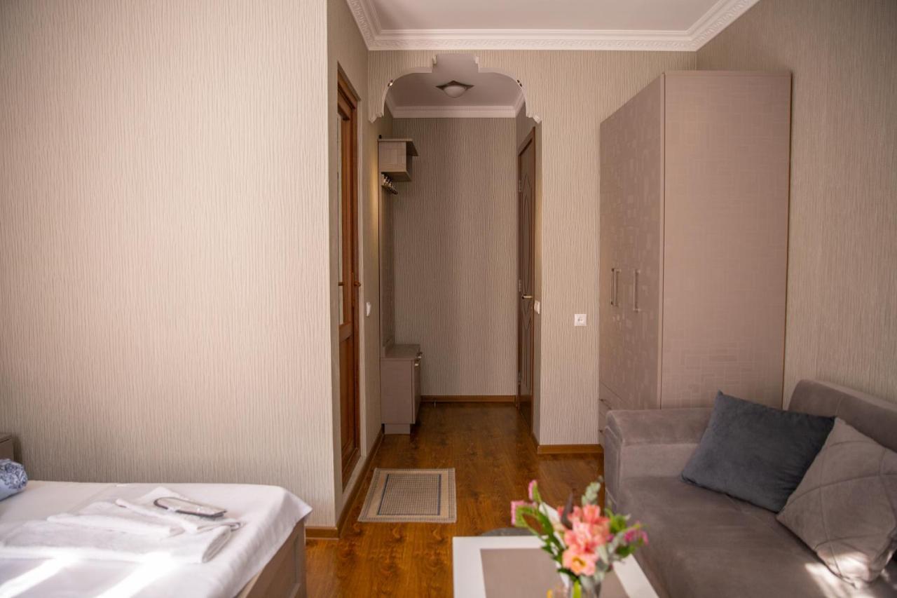 Family Hotel Kolorit Old Tbiliszi Kültér fotó